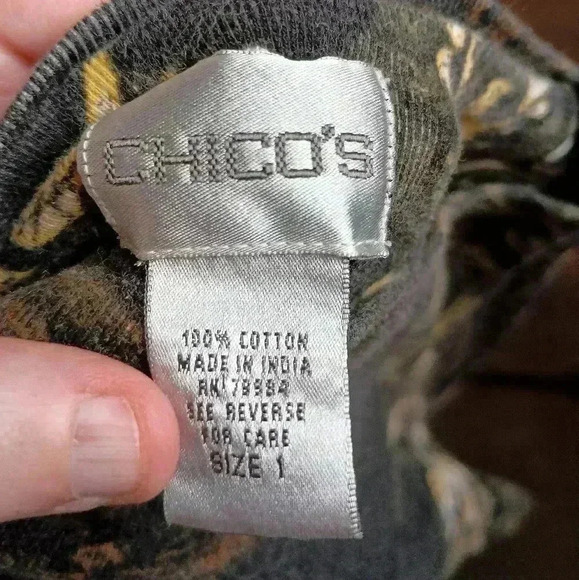 2 FOR 25$ Chico's top- (#676) - Picture 2 of 7